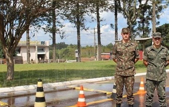 VÍDEO: 14º RC Mec instala posto de descontaminação veicular