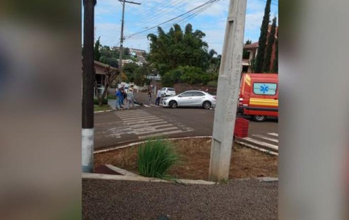 Colisão entre carro e moto deixa um ferido em Descanso