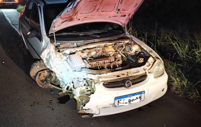 Veículo sai da pista e capota após colisão entre Descanso e Belmonte