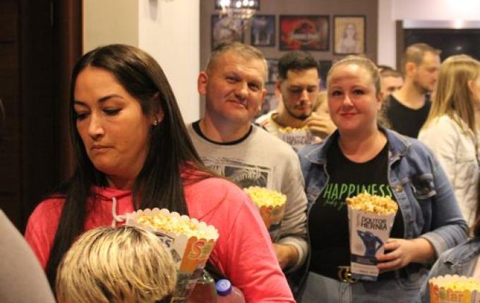 Estreia de "Divertida Mente 2" lota sessões do Cine Peperi