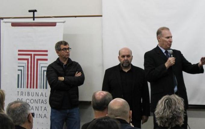 Ciclo de Estudos de Controle Público da Administração Municipal é realizado em SMO