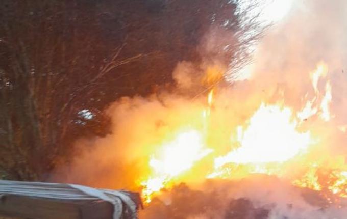 Incêndio em lixo mobiliza bombeiros em Campo Erê