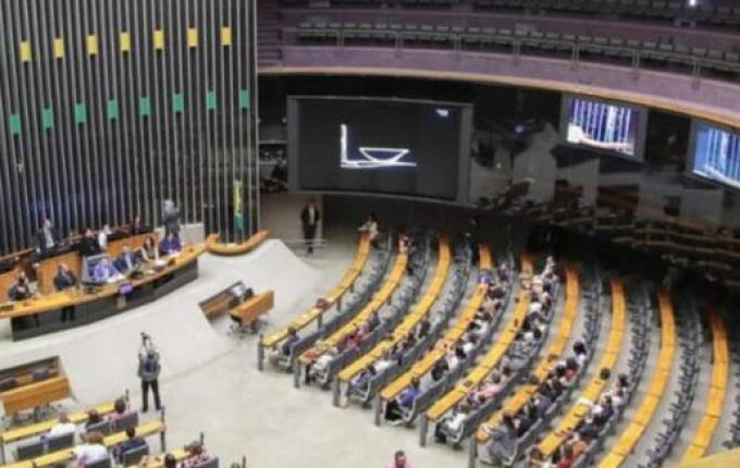 Lula repassa decisão sobre aumento do número de deputados para Senado