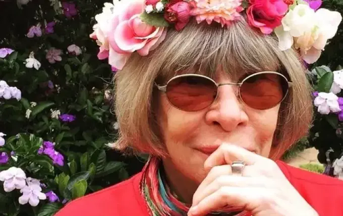 Rita Lee, a rainha do rock brasileiro, morre aos 75 anos em São Paulo