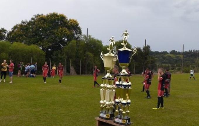 Maringá e Flamengo empatam no primeiro jogo da final do Campeonato de Itapiranga