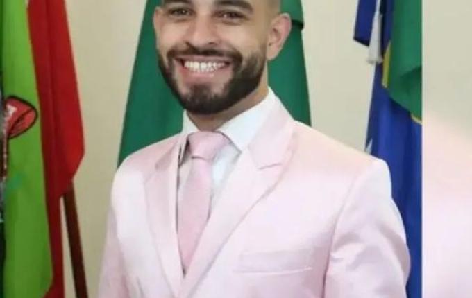 Vice-prefeito de Lages é denunciado por colocar pregos no pneu do carro usado por prefeita