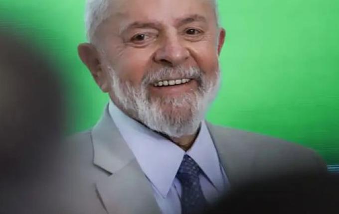 Lula avalia vetar taxação federal de compras internacionais até US$ 50