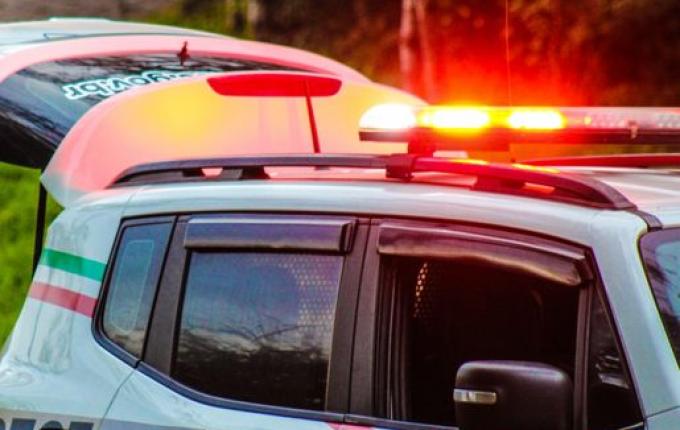 PM prende homem por ameaça e violência psicológica em Descanso