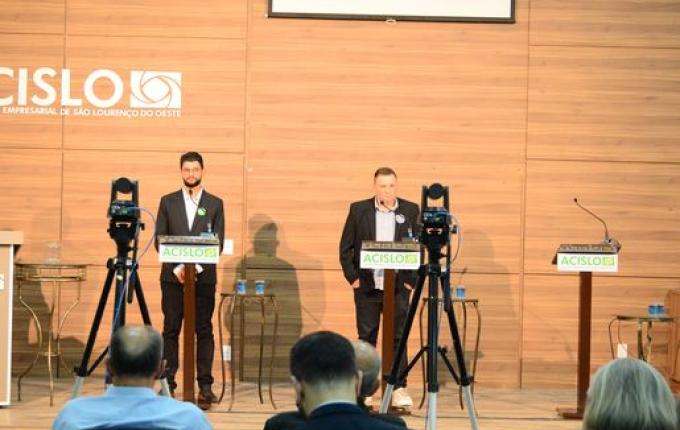 Acislo realiza debate político entre candidatos ao executivo municipal