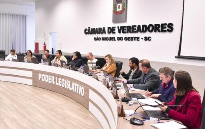 Vereadores de São Miguel do Oeste aprovam suplementação de R$ 14 milhões no orçamento