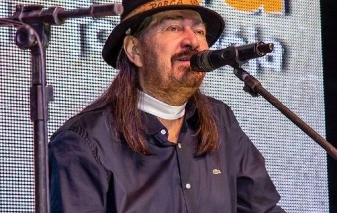 Morre aos 68 anos gaiteiro e compositor Porca Véia