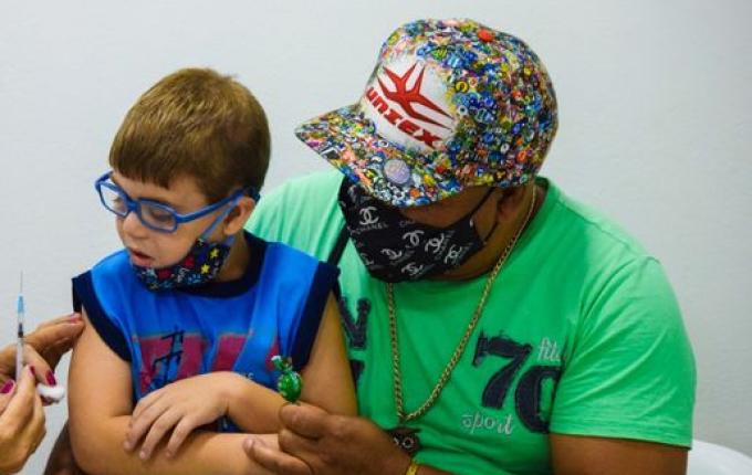 SMO: pediatra faz apelo para que pais levem seus filhos para tomarem a vacina