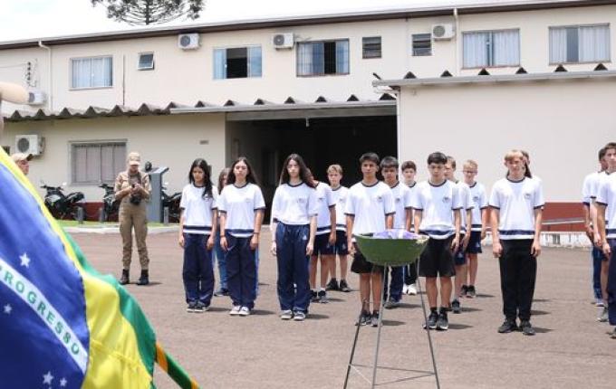 Dia da Bandeira é celebrado com cerimônia no 11º Batalhão da PM em SMO
