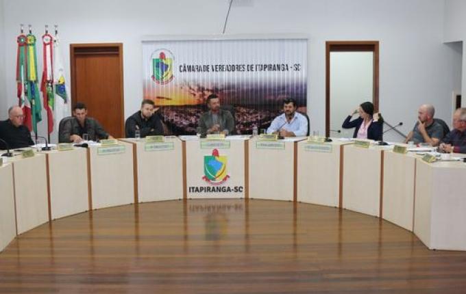 Vereadores de Itapiranga rejeitam projeto de restrição de bebidas em locais públicos