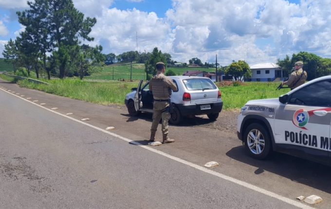 Veículo furtado no RS é recuperado e homem é preso em São Lourenço do Oeste