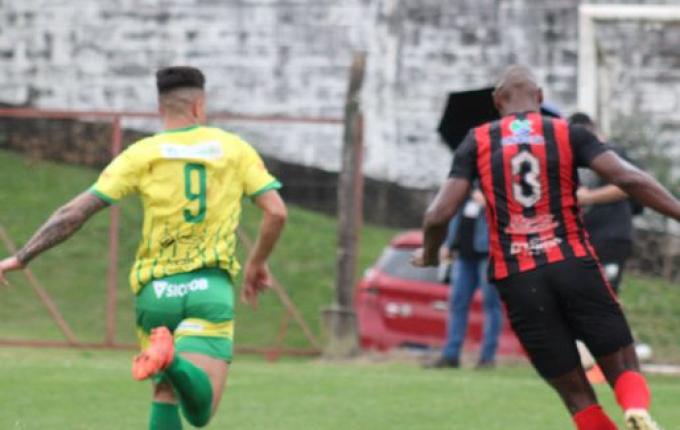 Ypiranga F.C. bate Guarani e vai à final da Taça Unsa Bier