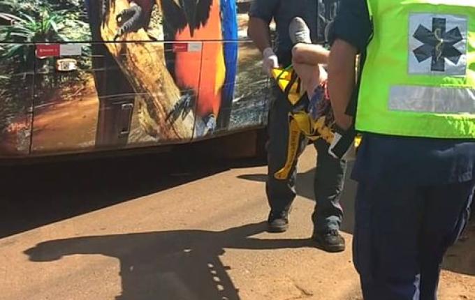 Mulher fica ferida em acidente na BR 163