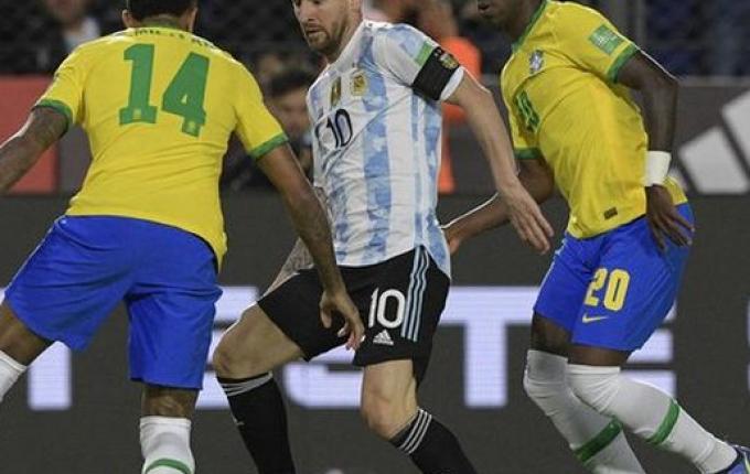 Brasil domina com ataque jovem, mas empata com a Argentina fora de casa