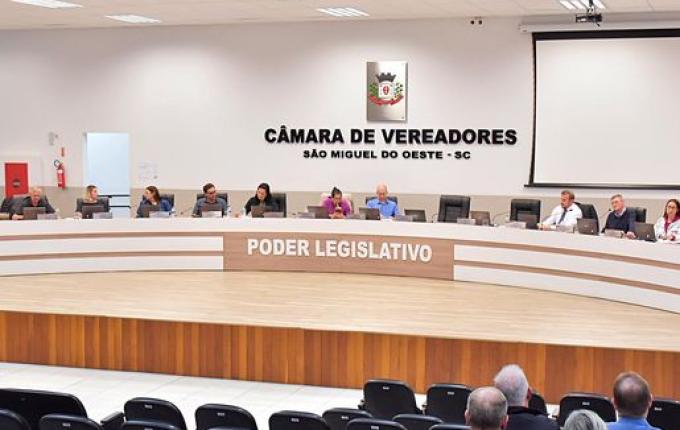 Câmara aprova moção que pede revitalização completa da Avenida Willy Barth em São Miguel do Oeste