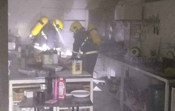 Incêndio em fritadeira elétrica mobiliza Bombeiros, em Iporã do Oeste