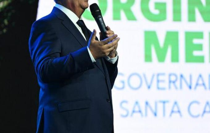 Governo Jorginho pode ter trocas em mais de 50% das secretarias