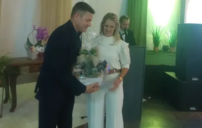 Cerimônia de posse da nova gestão da ACIIO/CDL acontece em grande estilo em Iporã