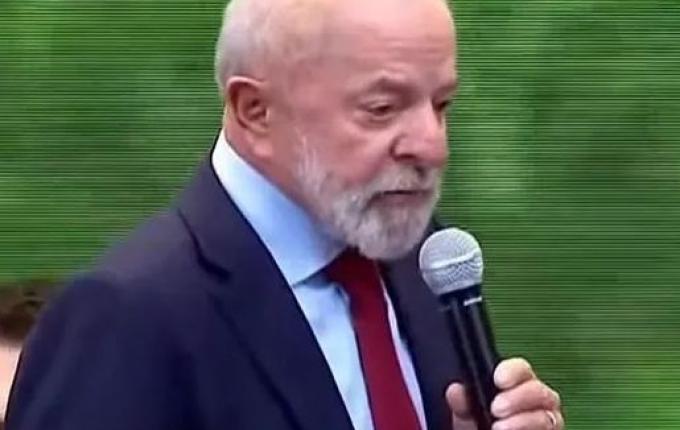 Lula decide acionar STF contra derrubada do IOF