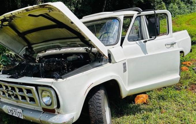 PM recupera caminhonete furtada em Maravilha e prende suspeito em SMO