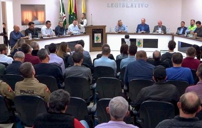 Obras nas SCs 160 e 305 dominam audiência pública da Alesc