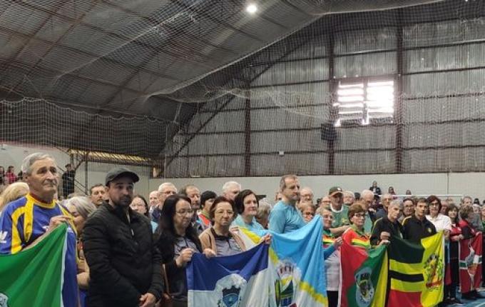 Princesa conquista título regional na bocha nas Olimpíadas da Terceira Idade da AMEOSC