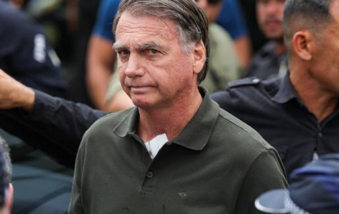 Laudo da PF aponta riscos à saúde de Bolsonaro, mas descarta internação hospitalar