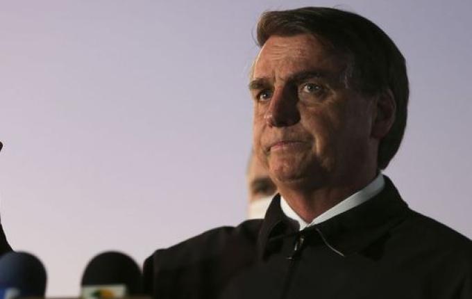 Ação contra fake news é para censurar mídias sociais, diz Bolsonaro