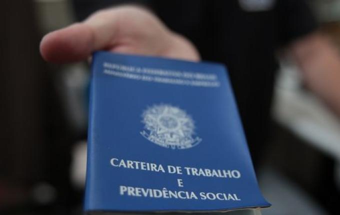 Taxa de desocupação de Santa Catarina cai para 2,8%, o menor percentual em 10 anos