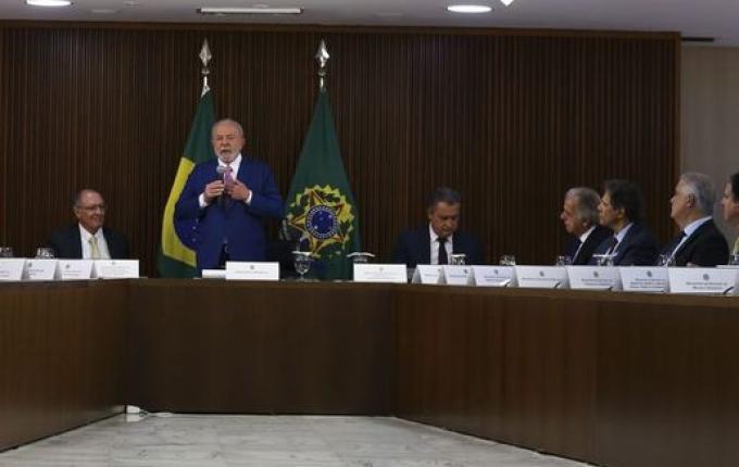 Quem fizer algo errado será convidado a deixar o governo, diz Lula