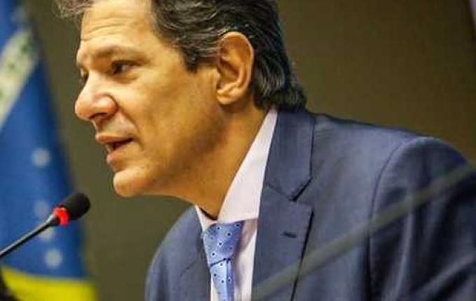 Ministro da Fazenda divulga novas regras fiscais para o Brasil