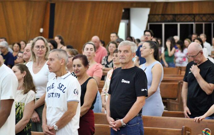 Missa de Lava-Pés abre celebrações do Tríduo Pascal em São Miguel do Oeste