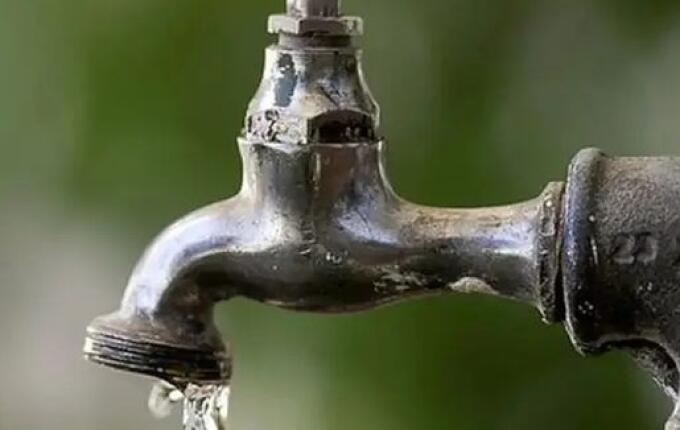 Conta de água e esgoto terá reajuste de 5,8% a partir de abril