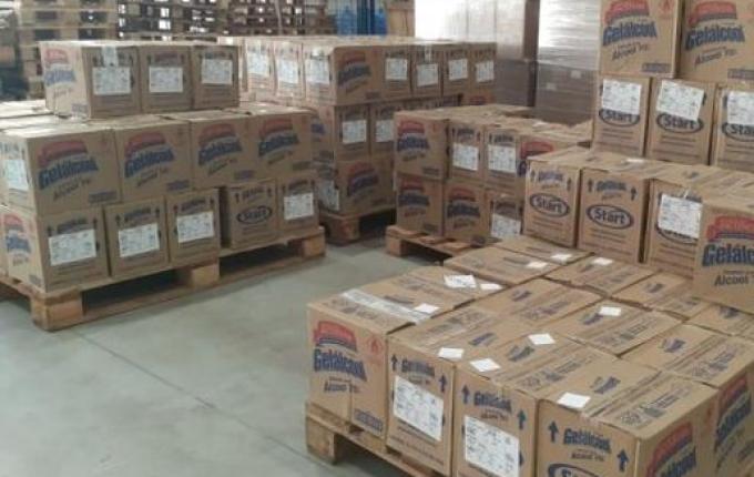 Governo de SC recebe lote com mais 34 mil testes rápidos e EPIs