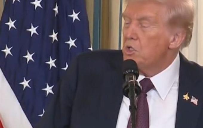 Senado dos EUA aprova projeto que tenta derrubar tarifas de Trump contra o Brasil