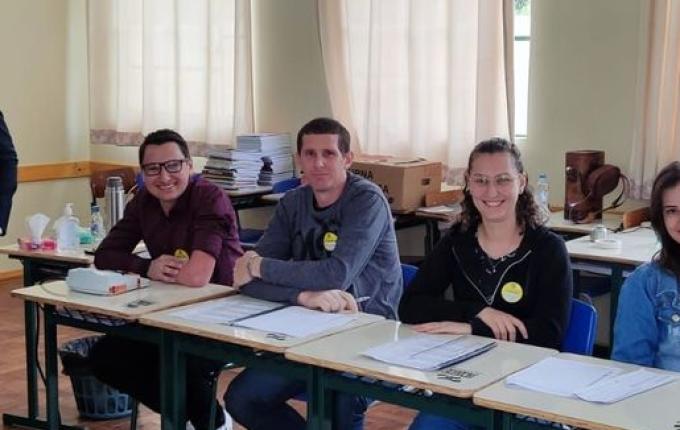 Maior unidade eleitoral registra filas em São José do Cedro