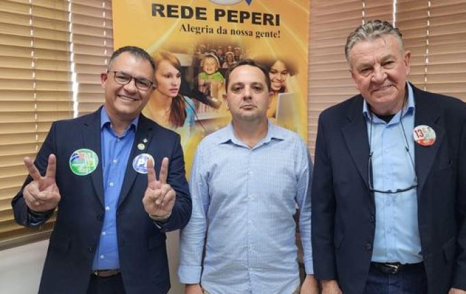 Candidatos já estão na Rádio Itapiranga para o debate deste sábado