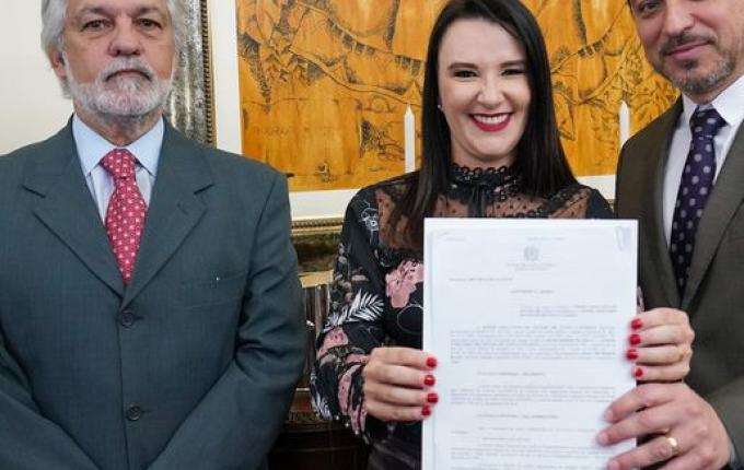 Governo do Estado e TJSC firmam convênio para garantir acesso pleno do cidadão à Justiça