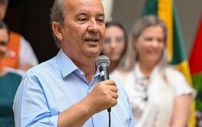 Jorginho troca cinco secretários e comando de quatro órgãos do governo