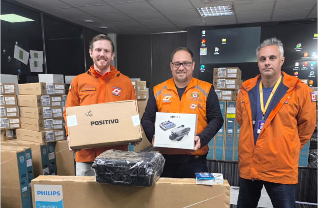 Defesa Civil de São Miguel do Oeste recebe novos equipamentos do Estado