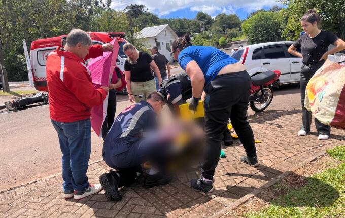 Acidente entre motocicletas deixa dois feridos em SMO