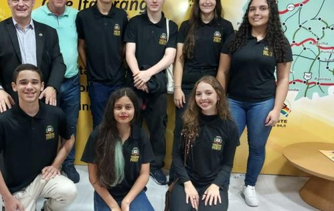 Vereadores mirins fazem visita oficial aos expositores da Faismo 2024