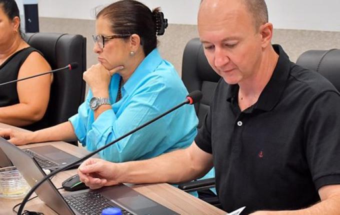 Vereadores de SMO cobram melhorias no asfalto, coleta de lixo e praças