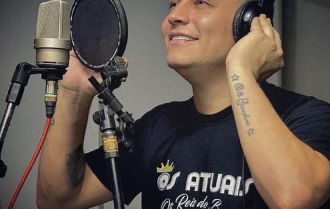 Paulinho Dill deixa UTI e vai para o quarto, diz novo comunicado da banda Os Atuais