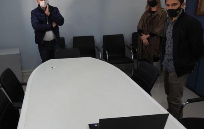 Jovens empreendedores propõem parceria para Centro Tecnológico