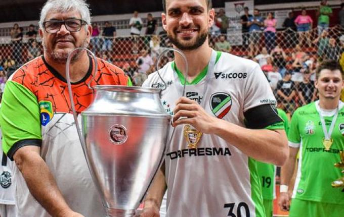 É CAMPEÃO: São Miguel Futsal derrota Luzerna e conquista título da Série Prata